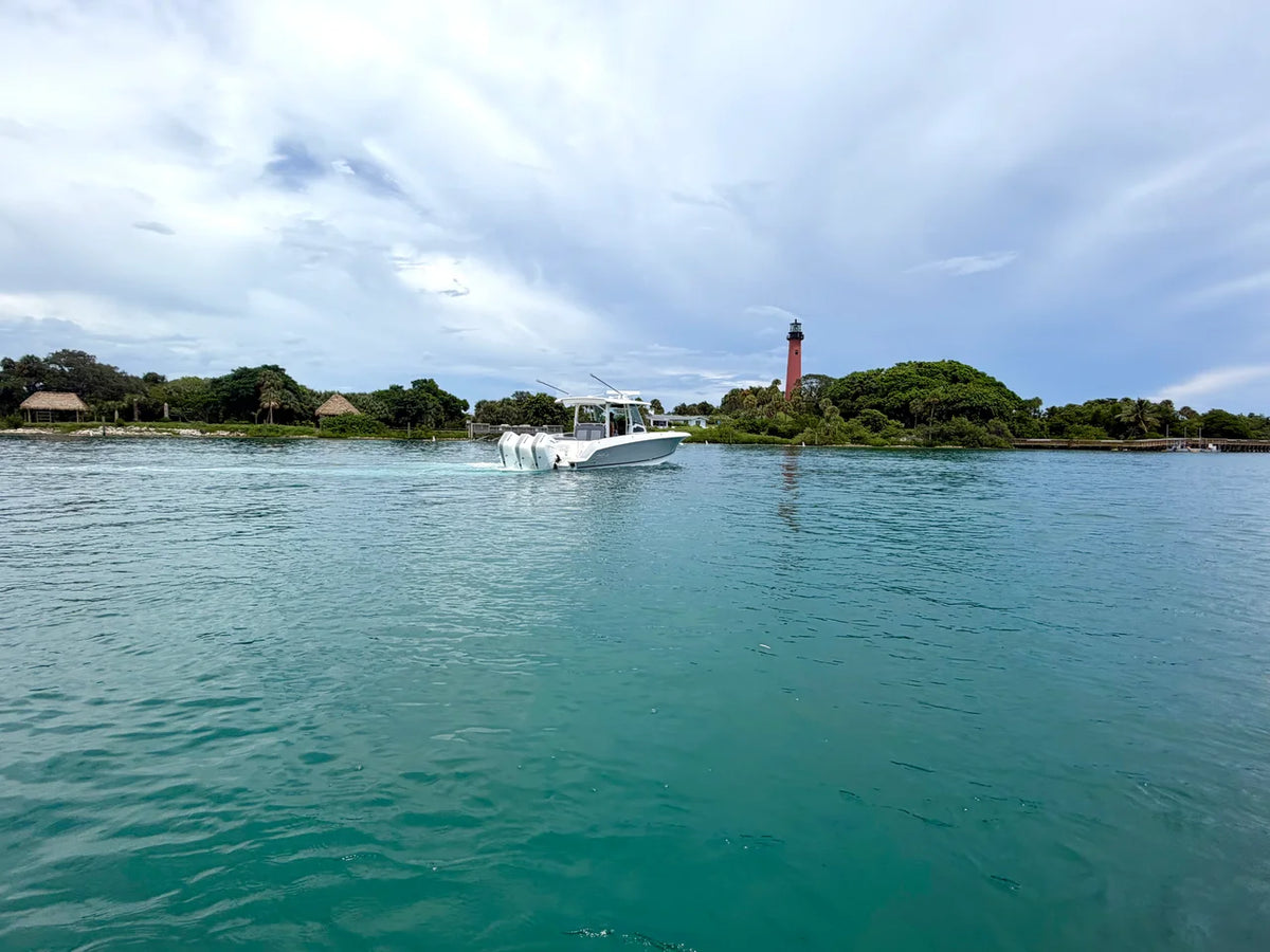 2026 Boston Whaler 380 Outrage 38.0 feet, Jupiter, Florida #8