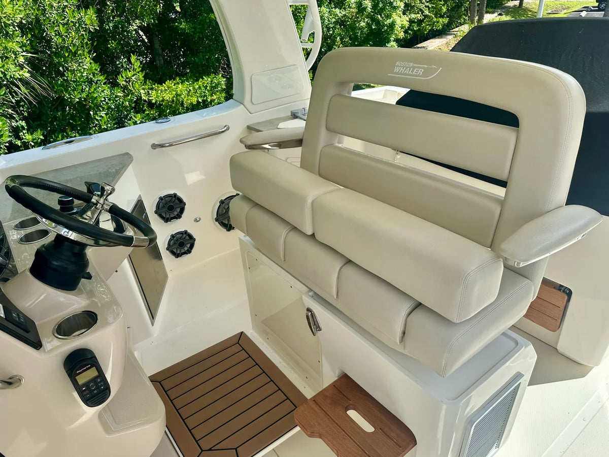 2021 Boston Whaler 350 REALM 35.0 feet, Fort Myers, FL #26