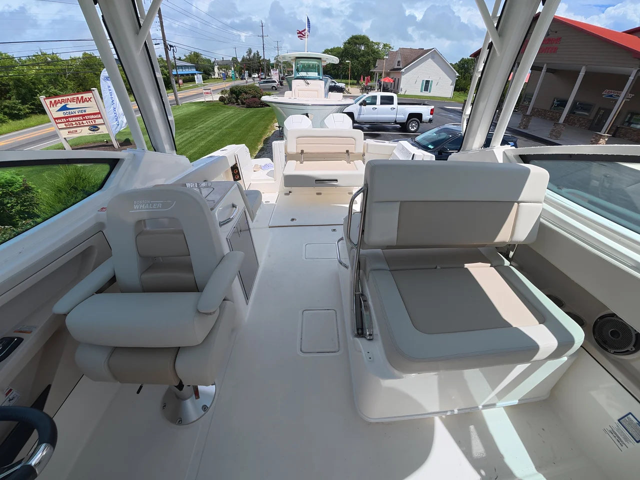 2026 Boston Whaler 280 Vantage 27.0 feet, Ocean View, NJ #13