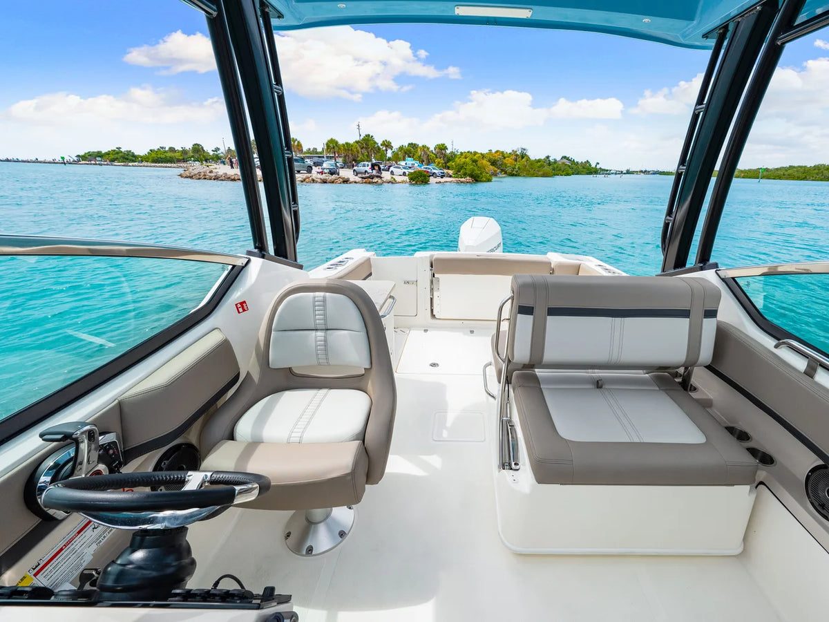 2026 Boston Whaler 240 Vantage 24.0 feet, Venice, Florida #17