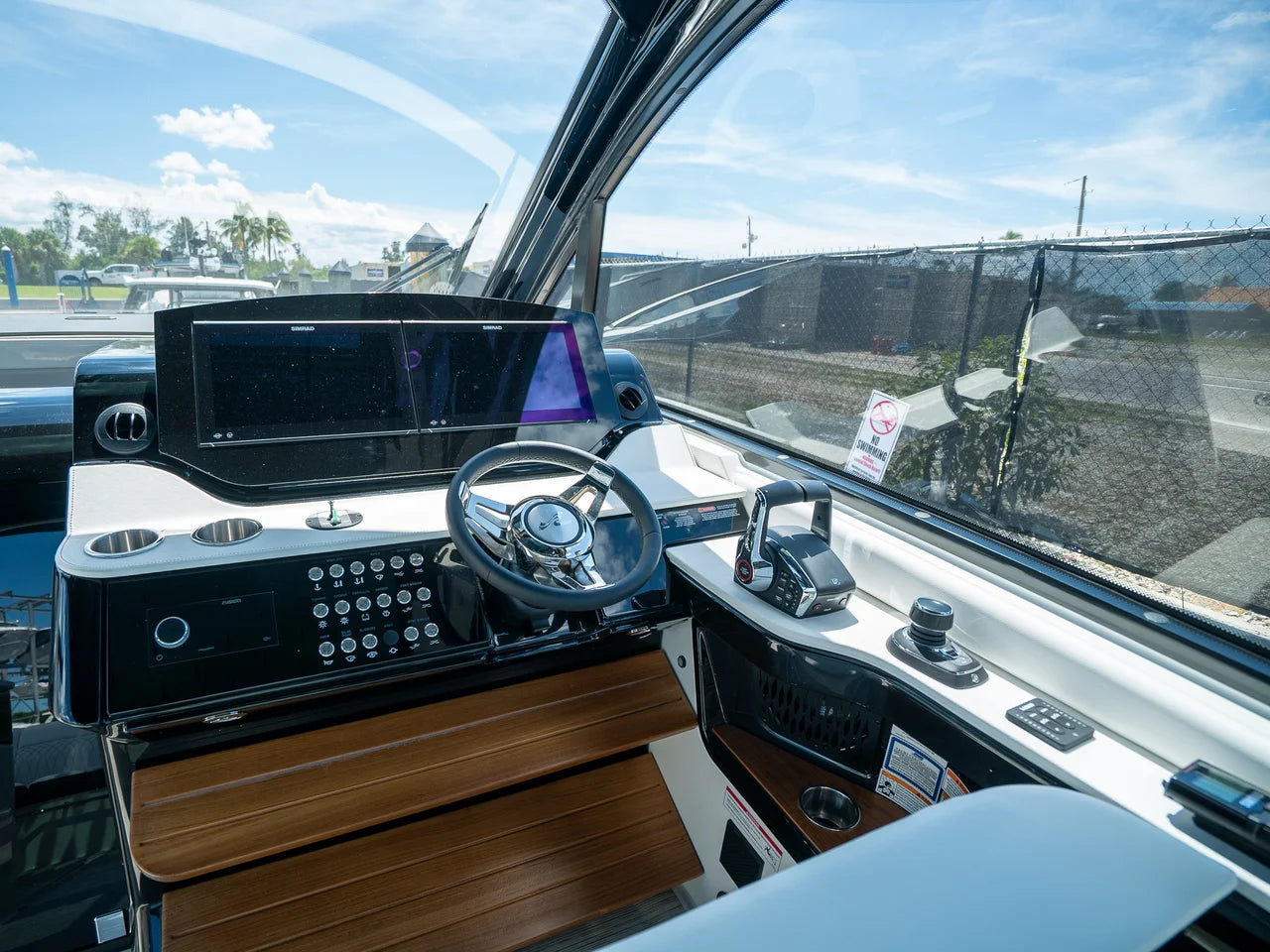 2026 Sea Ray Sundancer 370 Outboard 37.0 feet, Fort Myers, FL #11
