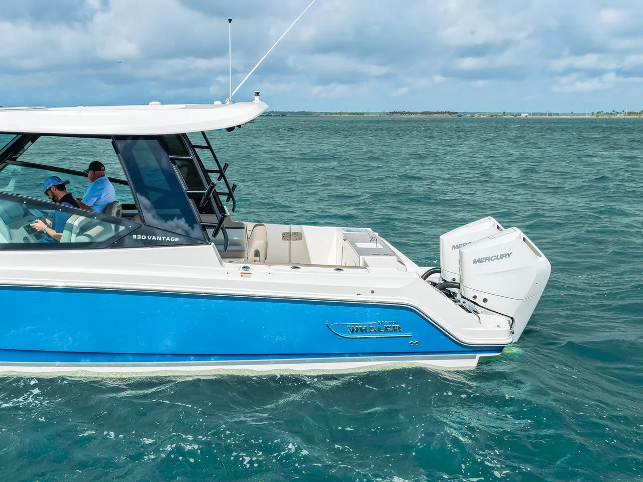 2026 Boston Whaler 330 Vantage 33.0 feet, Clearwater, Florida #11
