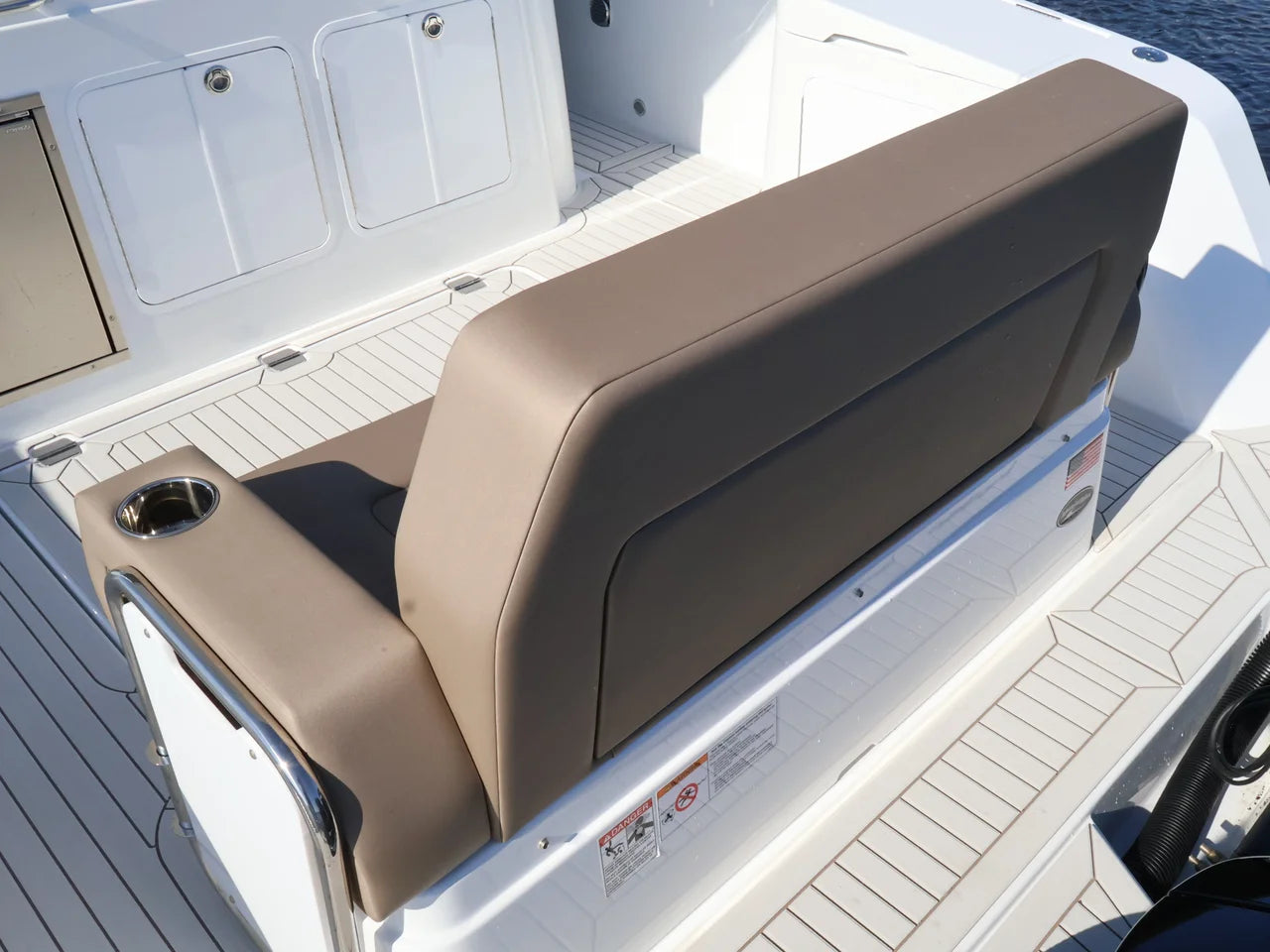 2026 Cruisers Yachts 38 VTR EC 38.0 feet, Naples, Florida #27