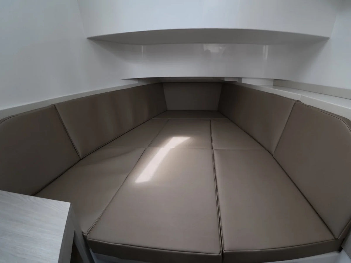 2026 Cruisers Yachts 38 VTR EC 38.0 feet, Somers Point, New Jersey #36