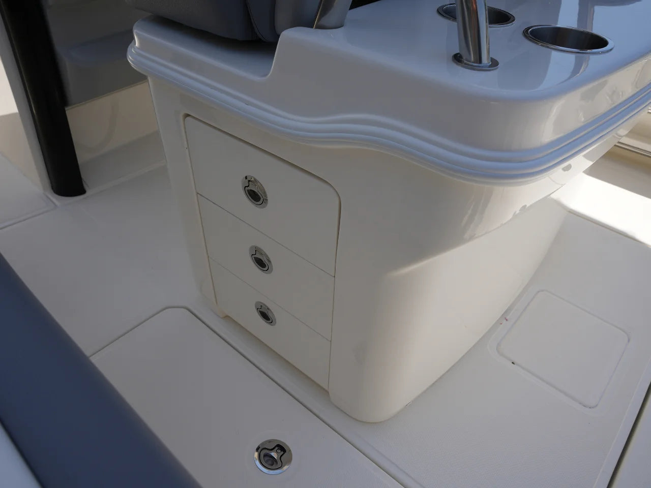 2027 Boston Whaler 250 Outrage 25.0 feet, Lewisville, TX #19