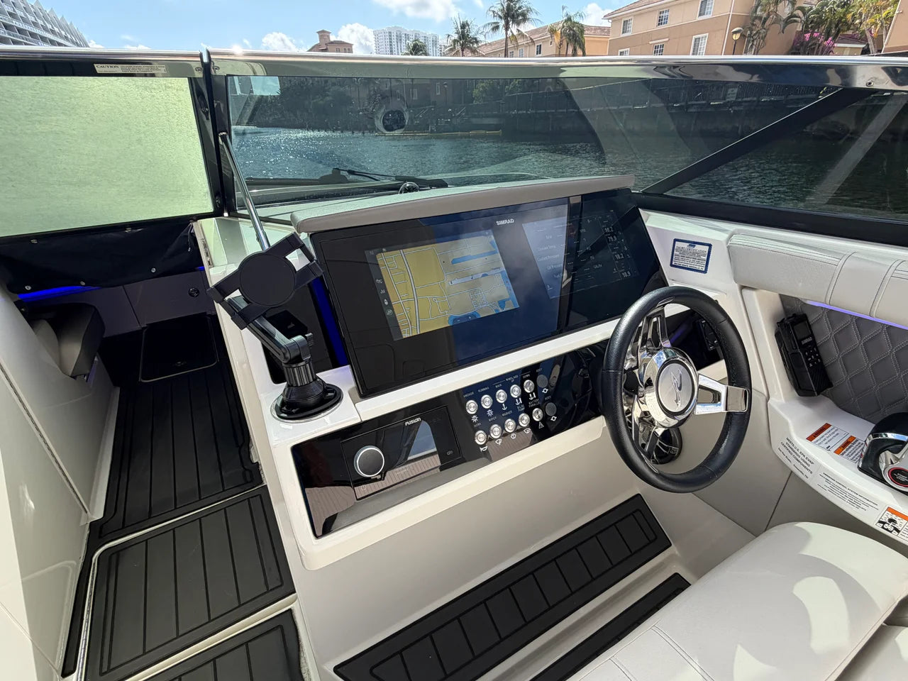 2023 Sea Ray 350 SLX OB 38.0 feet, North Miami, FL #33