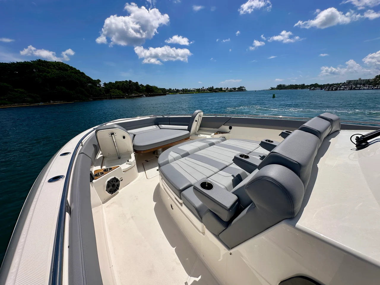 2026 Boston Whaler 420 Outrage 42.0 feet, Jupiter, Florida #19