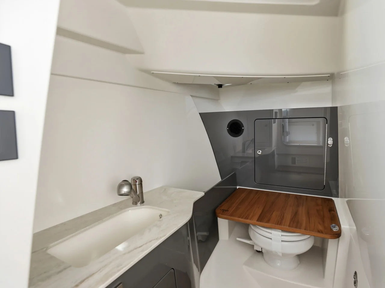 2026 Boston Whaler 330 Vantage 33.0 feet, Quincy, MA #22