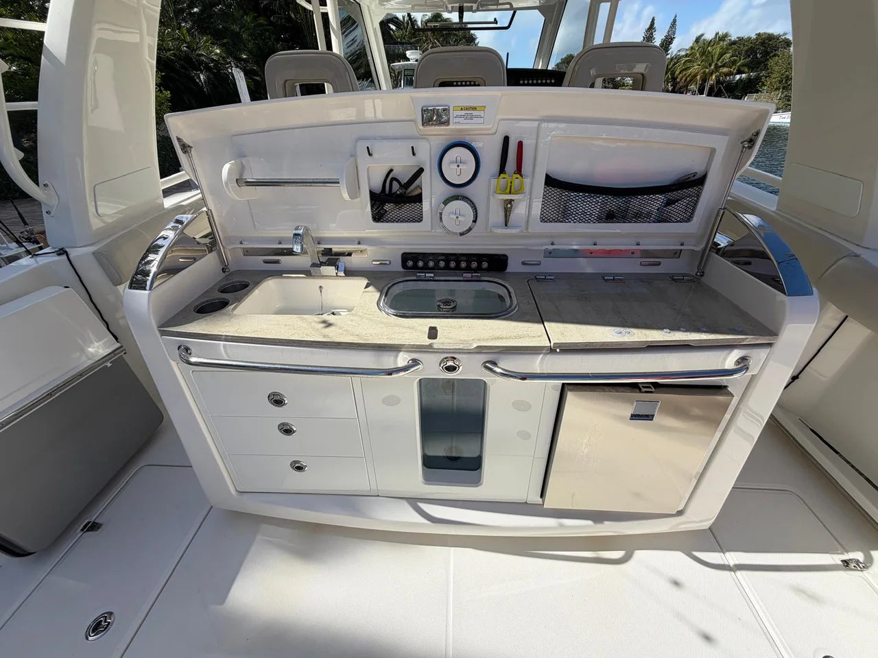 2019 Boston Whaler 420 OUTRAGE 42.0 feet, Key Largo, FL #42
