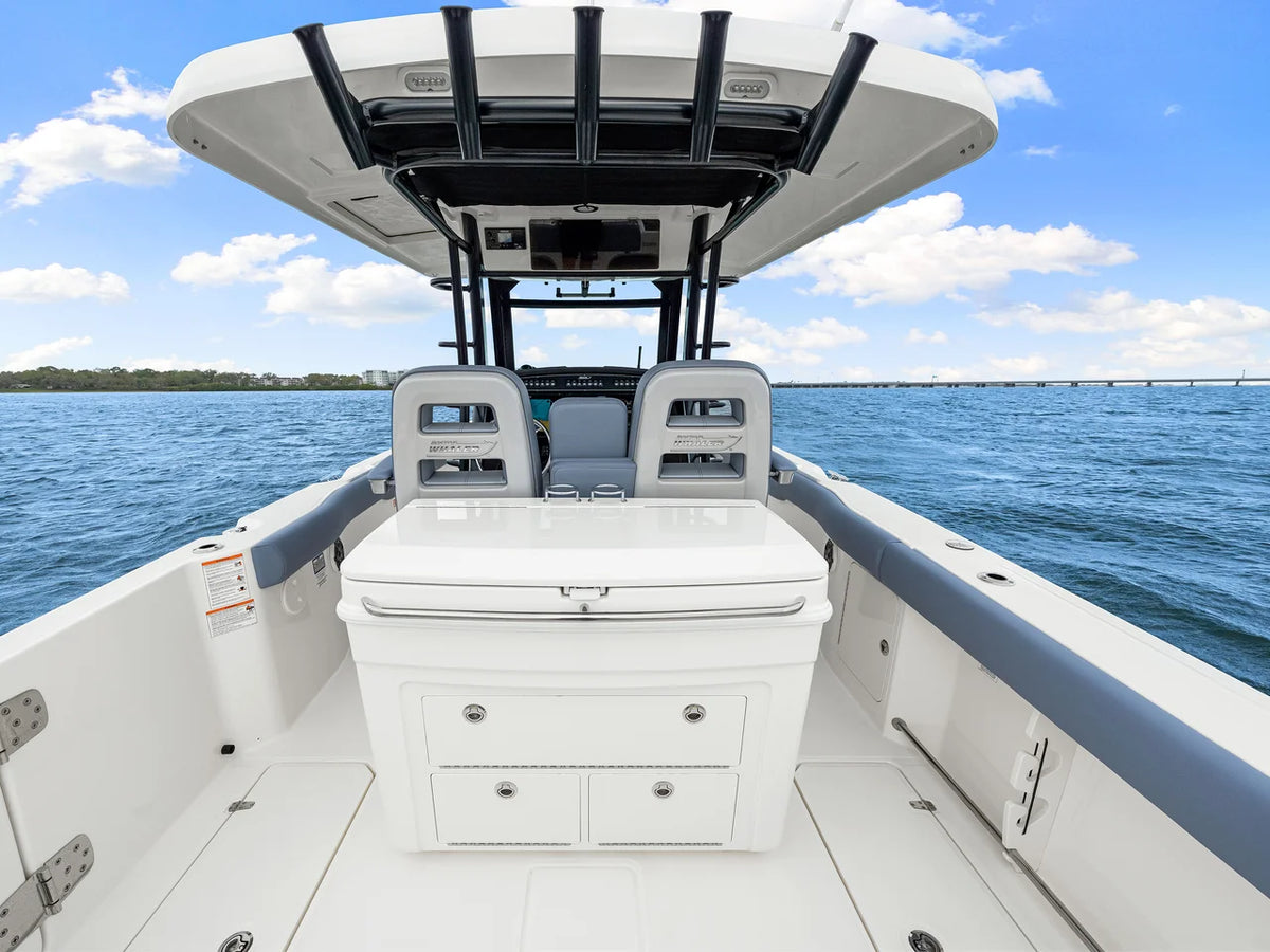 2026 Boston Whaler 330 Outrage 33.0 feet, Clearwater, Florida #45