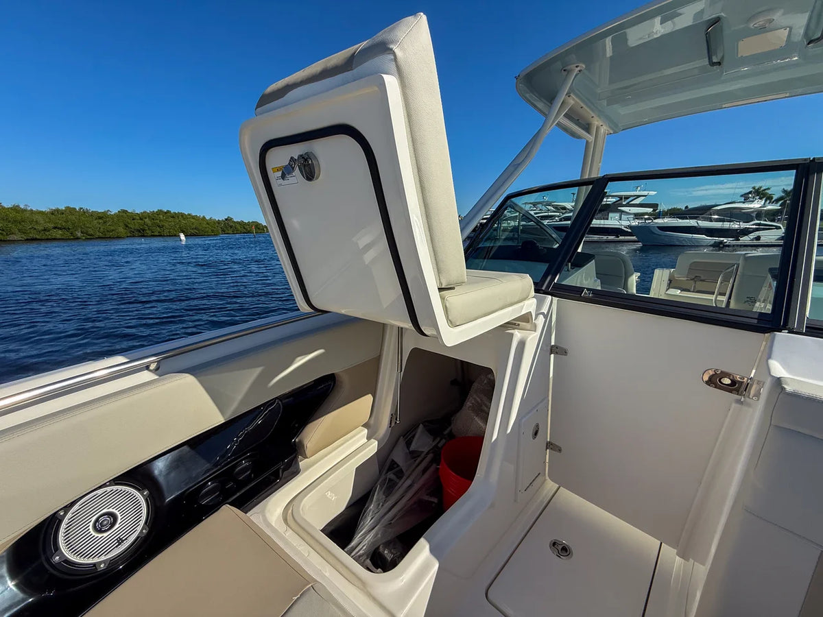 2027 Boston Whaler 240 Vantage 24.0 feet, Fort Myers, FL #19