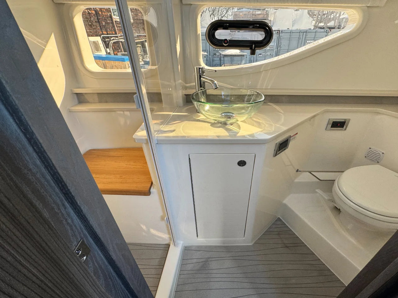2026 Sea Ray Sundancer 370 Outboard 37.0 feet, Huntington, NY #27