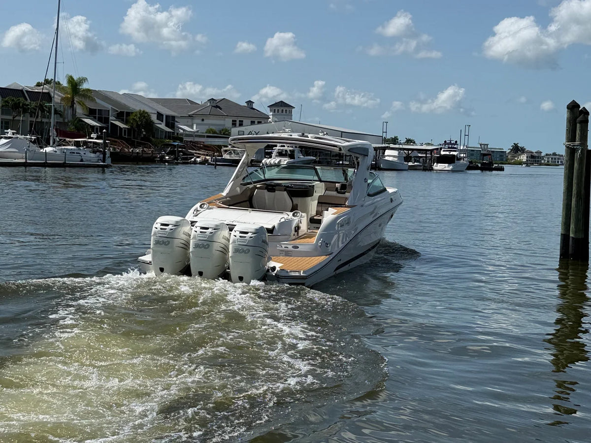 2018 Sea Ray 350 SLX OB 35.0 feet, Naples, Florida #5