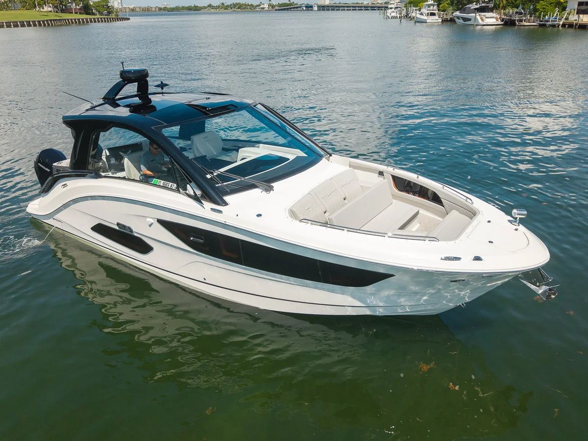 2026 Sea Ray Sundancer 370 Outboard 37.0 feet, Miami, FL #4