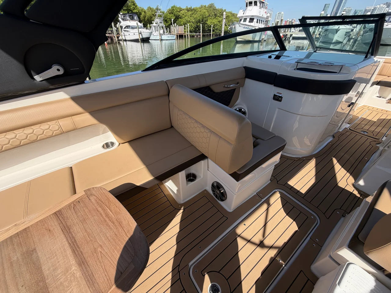 2021 Sea Ray 290 SDX 298.0 feet, Miami, FL #28