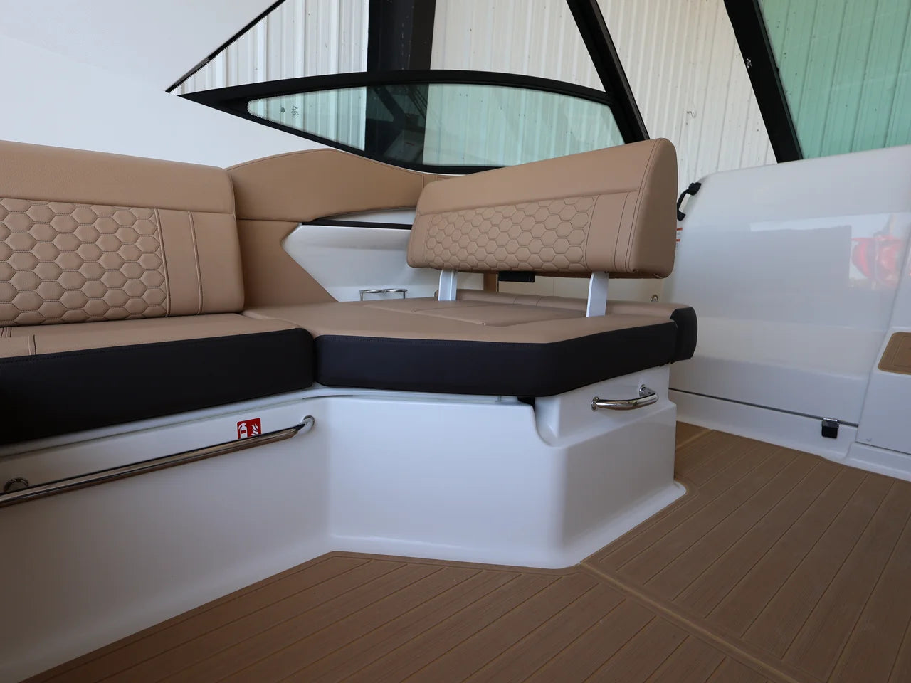 2026 Sea Ray Sundancer 320 Outboard 32.0 feet, Naples, Florida #16