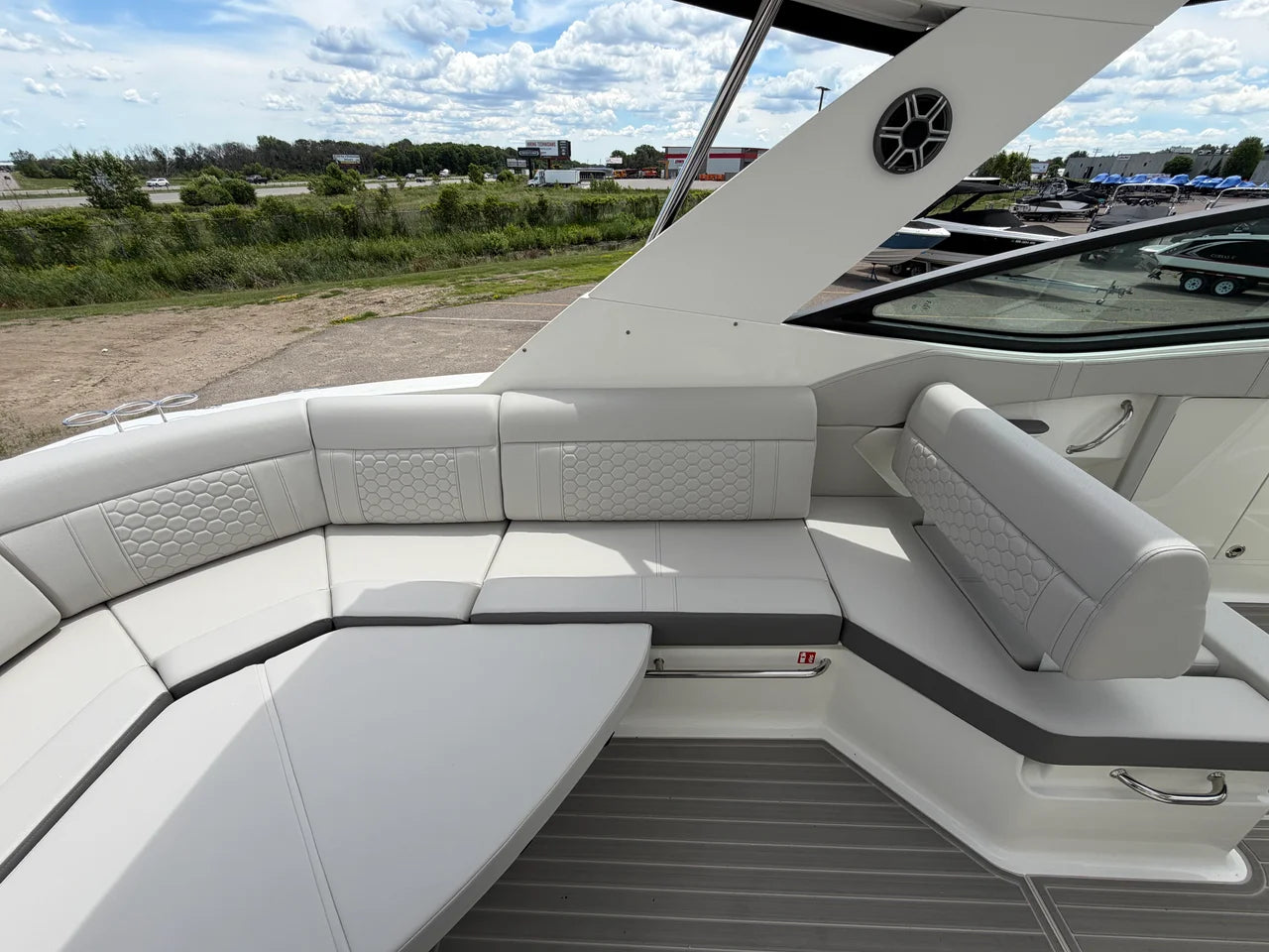 2026 Sea Ray Sundancer 320 32.0 feet, Rogers, MN #19