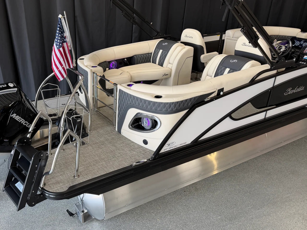 2027 Barletta LUSSO23QCSS 23.0 feet, Nisswa, Minnesota #5