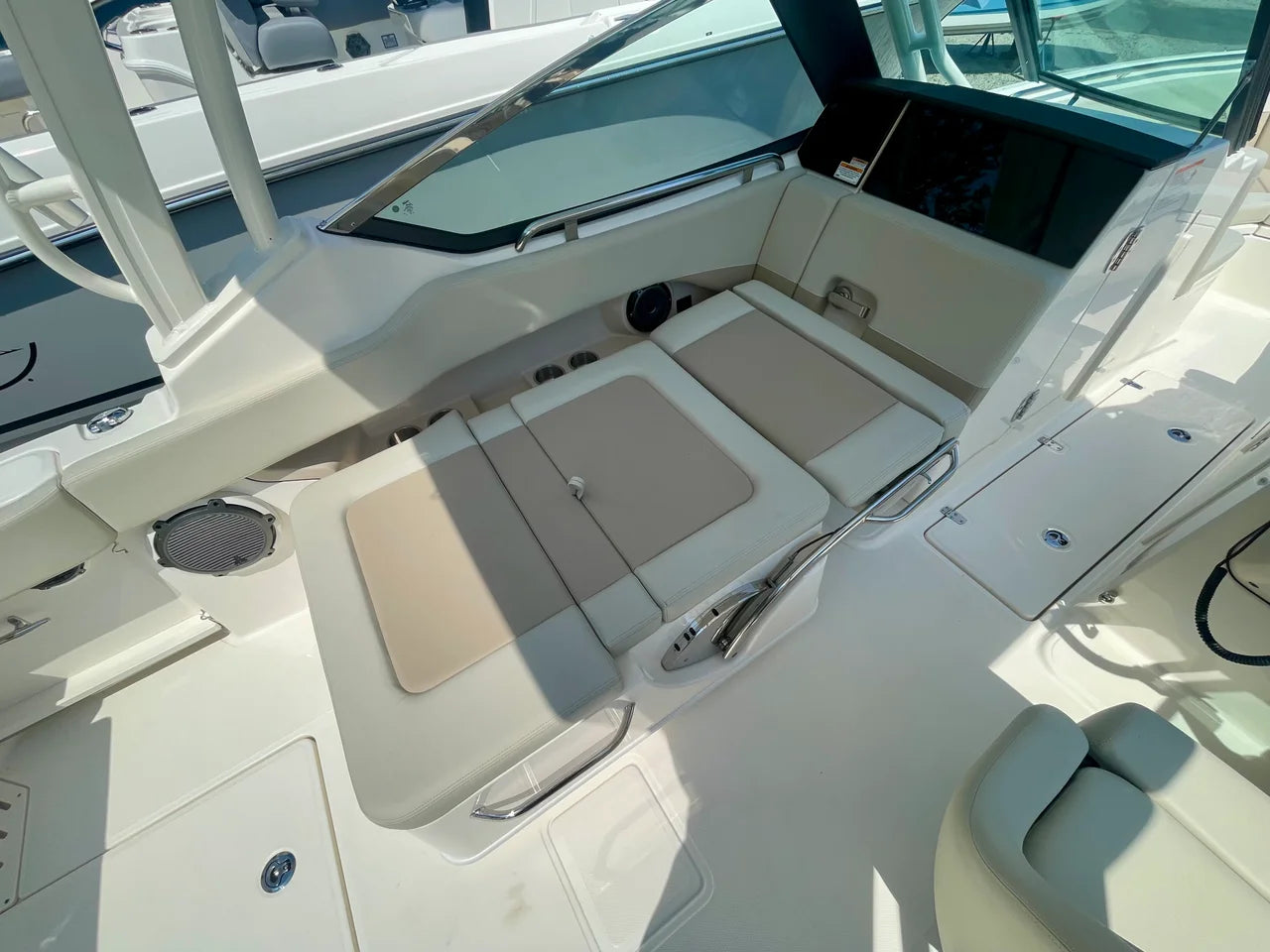 2026 Boston Whaler 240 Vantage 24.0 feet, Quincy, MA #8