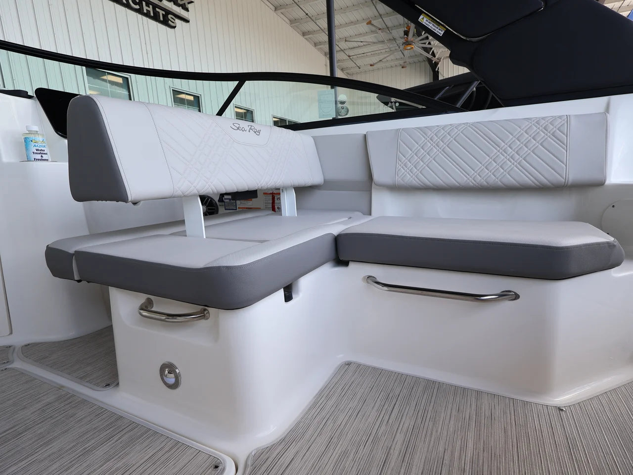 2026 Sea Ray SDX 250 Outboard 25.0 feet, Naples, Florida #16
