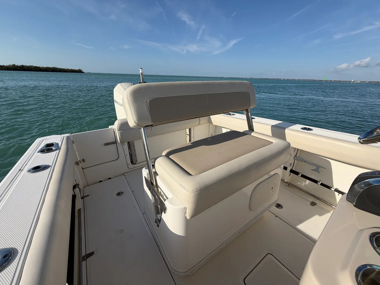 2021 Boston Whaler 230 OUTRAGE 23.0 feet, Sarasota, FL #11