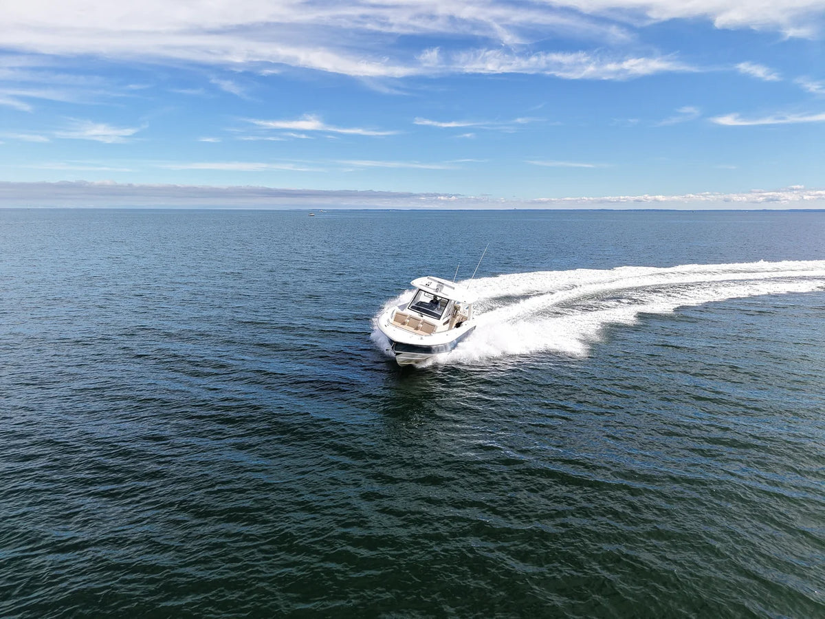 2027 Boston Whaler 350 Realm 35.0 feet, Norwalk, Connecticut #5