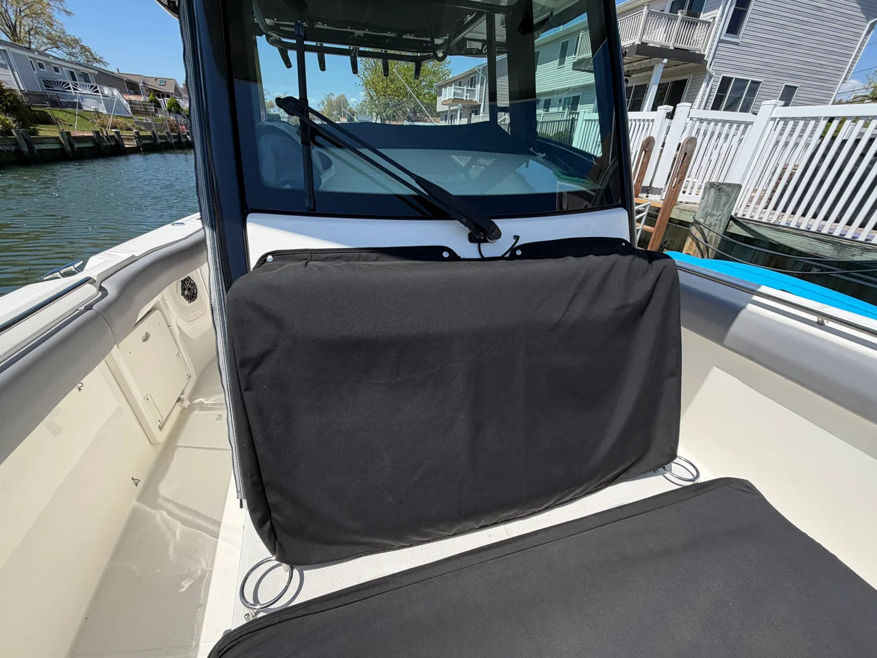 2024 Boston Whaler 330 OUTRAGE 33.0 feet, Huntington, NY #52