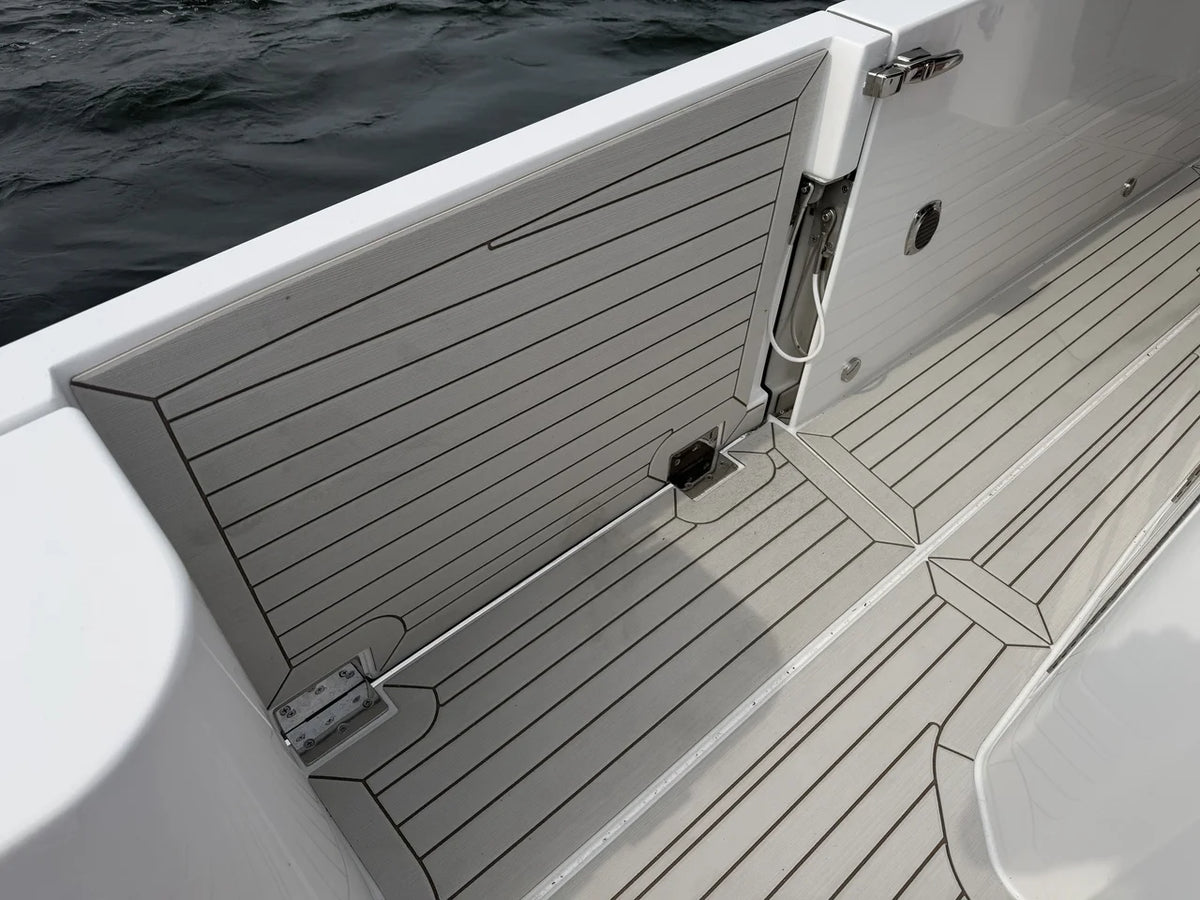 2027 Cruisers Yachts 38 VTR 38.0 feet, Lake Ozark, MO #19