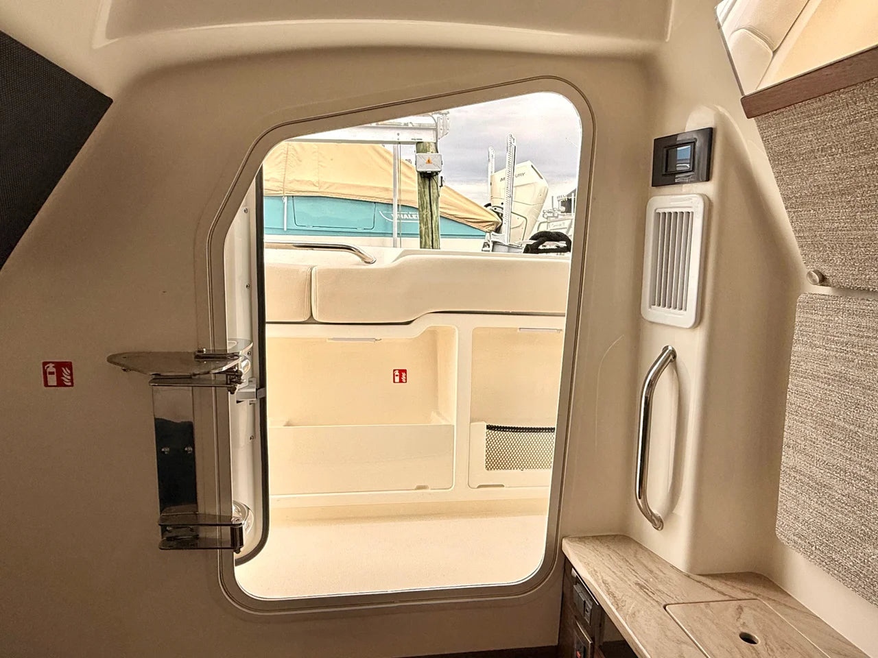 2026 Boston Whaler 360 Outrage 36.0 feet, St Petersburg, FL #46