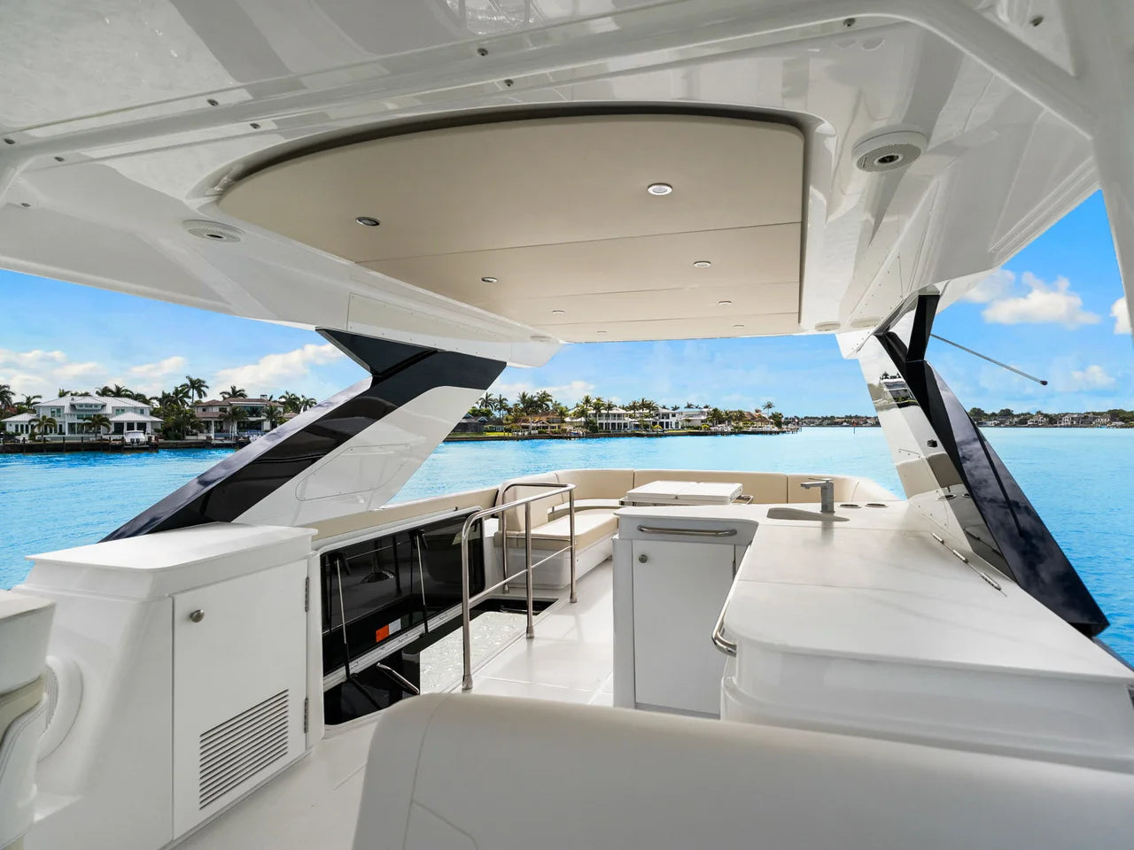 2026 Cruisers Yachts 57 FLY 57.0 feet, Miami, FL #61