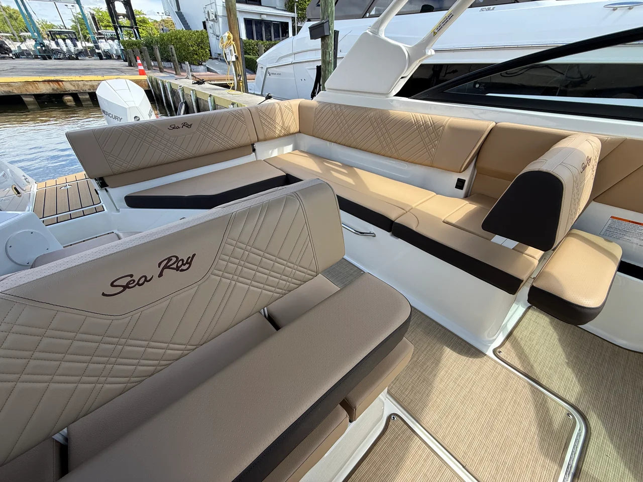 2026 Sea Ray SDX 250 Outboard 25.0 feet, Miami, FL #21