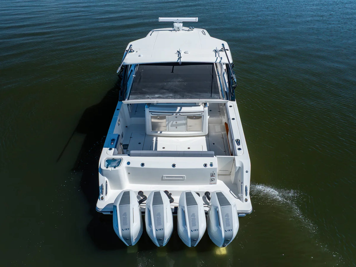 2027 Boston Whaler 420 Outrage 42.0 feet, Clearwater, Florida #7