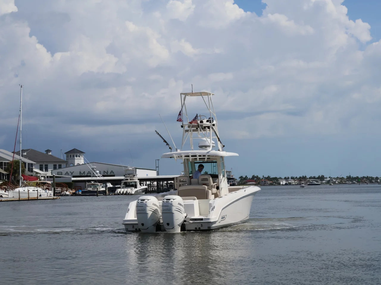 2018 Boston Whaler 330 Outrage 33.0 feet, Naples, Florida #9