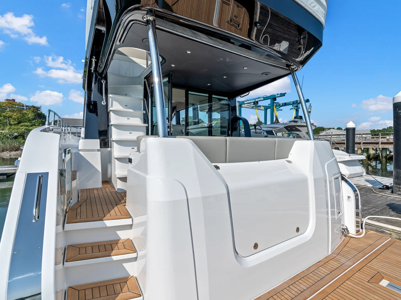 2027 Cruisers Yachts 50 FLY 50.0 feet, Quincy, MA #7