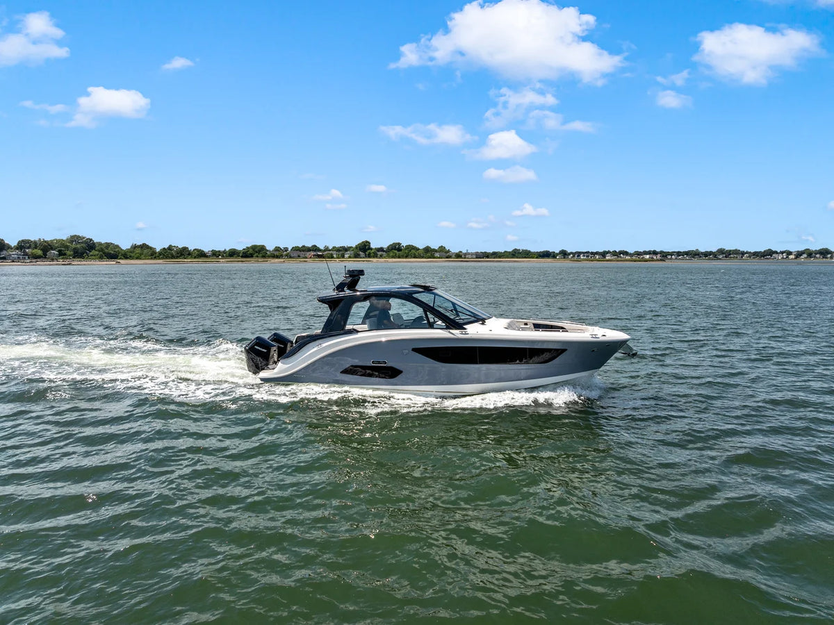 2026 Sea Ray Sundancer 370 Outboard 37.0 feet, Quincy, MA #1
