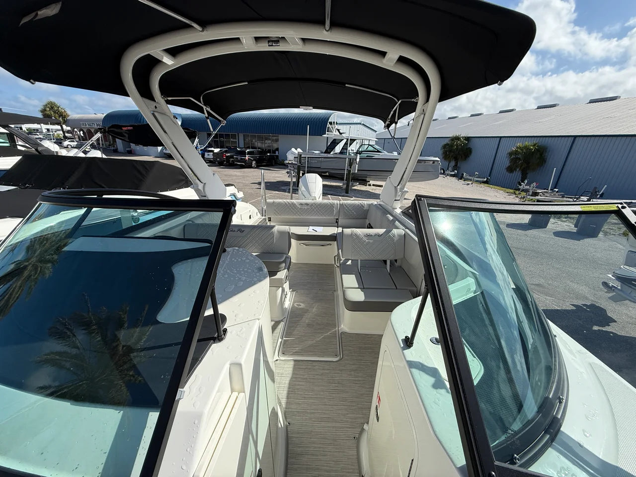 2026 Sea Ray SDX 250 Outboard 25.0 feet, Venice, Florida #9