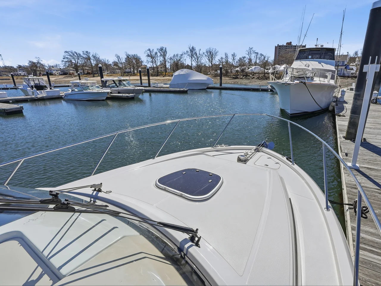 2026 Boston Whaler 325 Conquest 32.0 feet, Quincy, MA #42