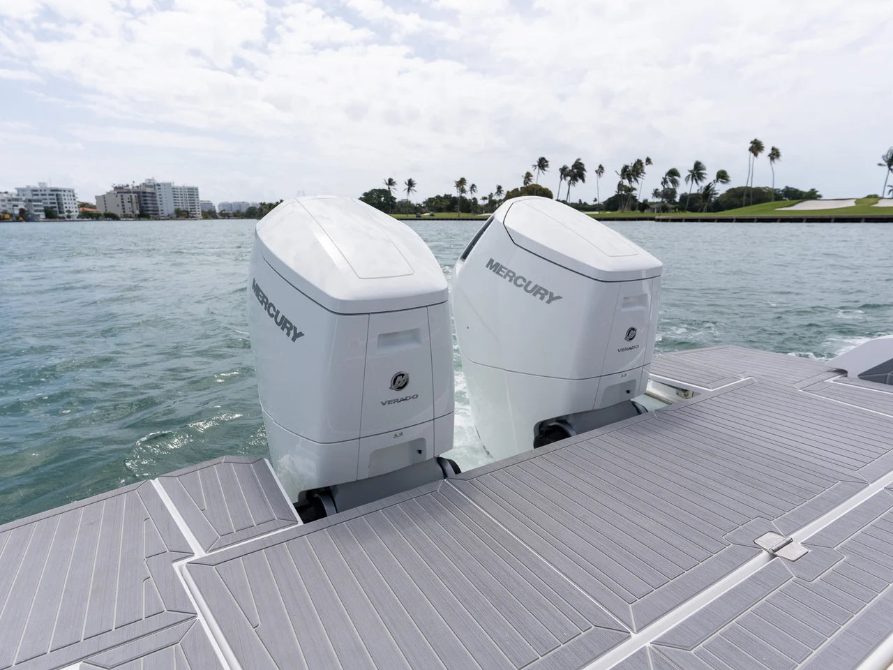 2026 Cruisers Yachts 42 GLS Outboard 42.0 feet, St. Petersburg, Florida #25