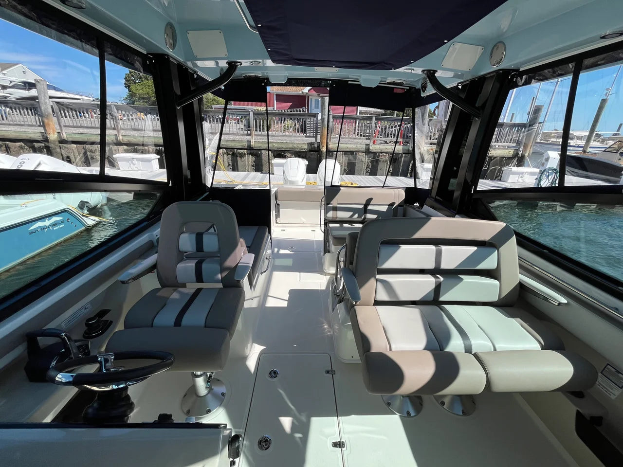 2025 Boston Whaler 330 Vantage 33.0 feet, Wakefield, RI #21