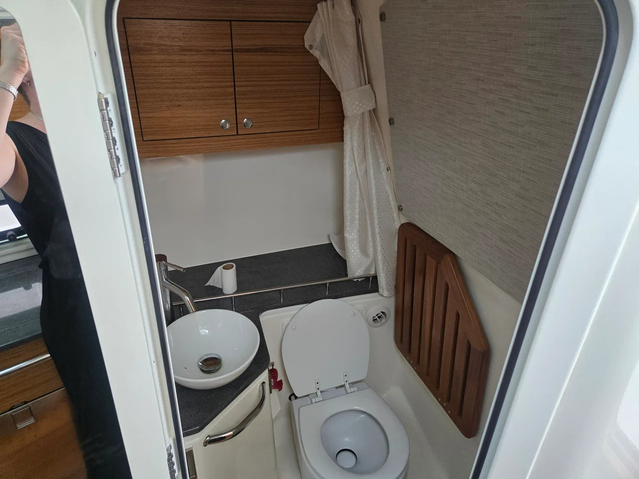 2022 Boston Whaler 380 Realm 38.0 feet, Charleston, South Carolina #43