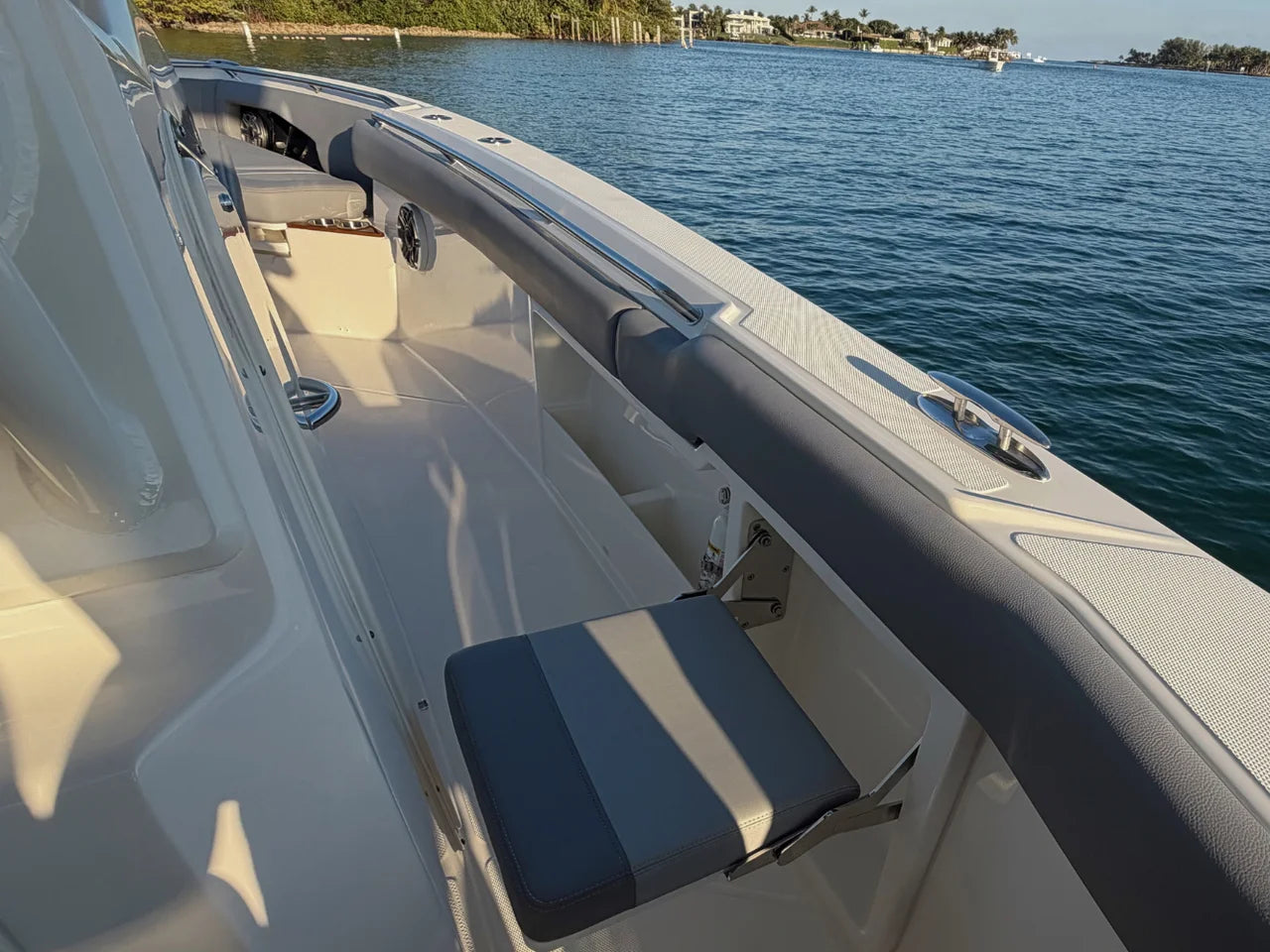 2026 Boston Whaler 360 Outrage 36.0 feet, Jupiter, Florida #17