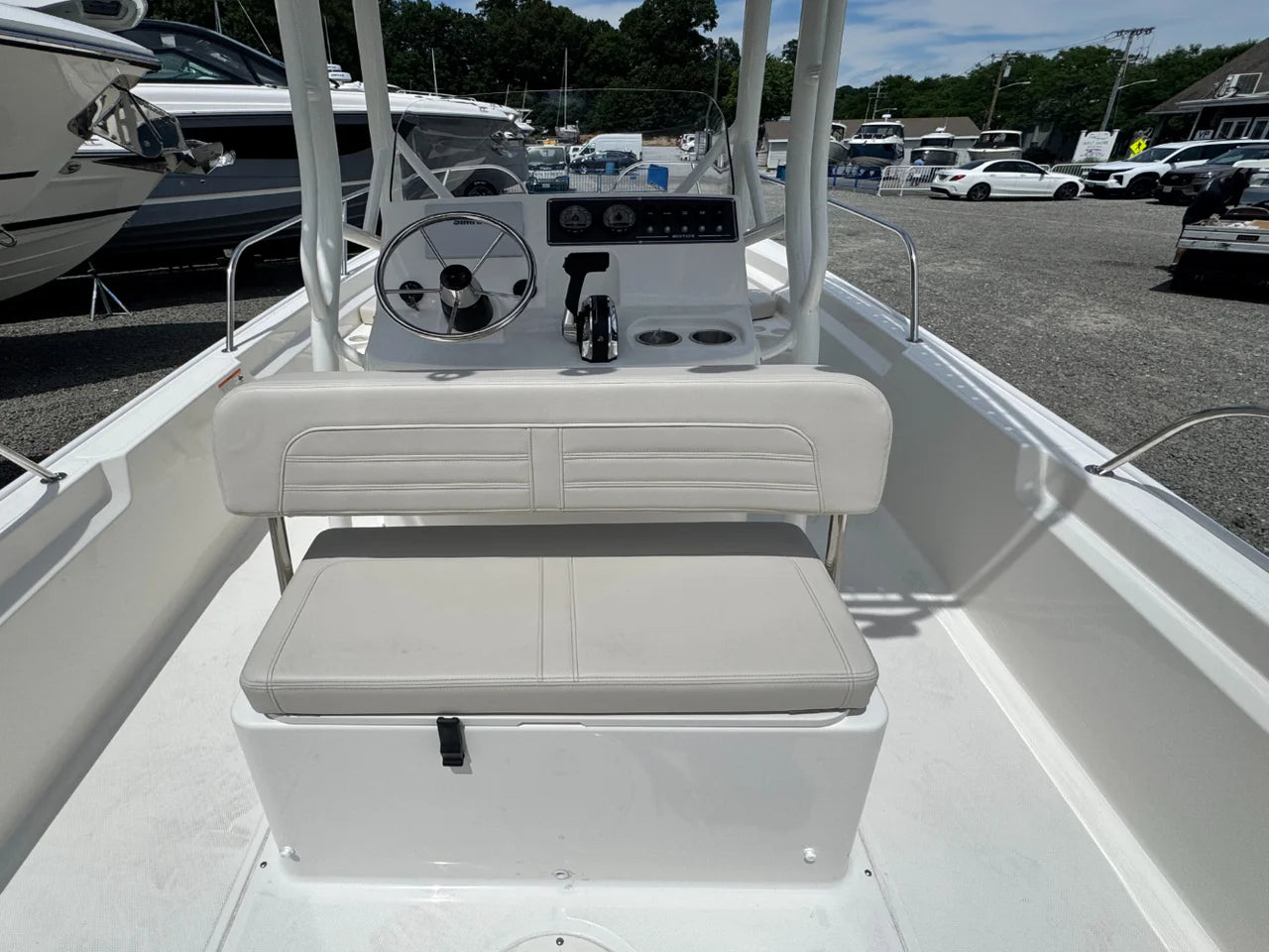 2026 Boston Whaler 190 Montauk 19.0 feet, Huntington, NY #9