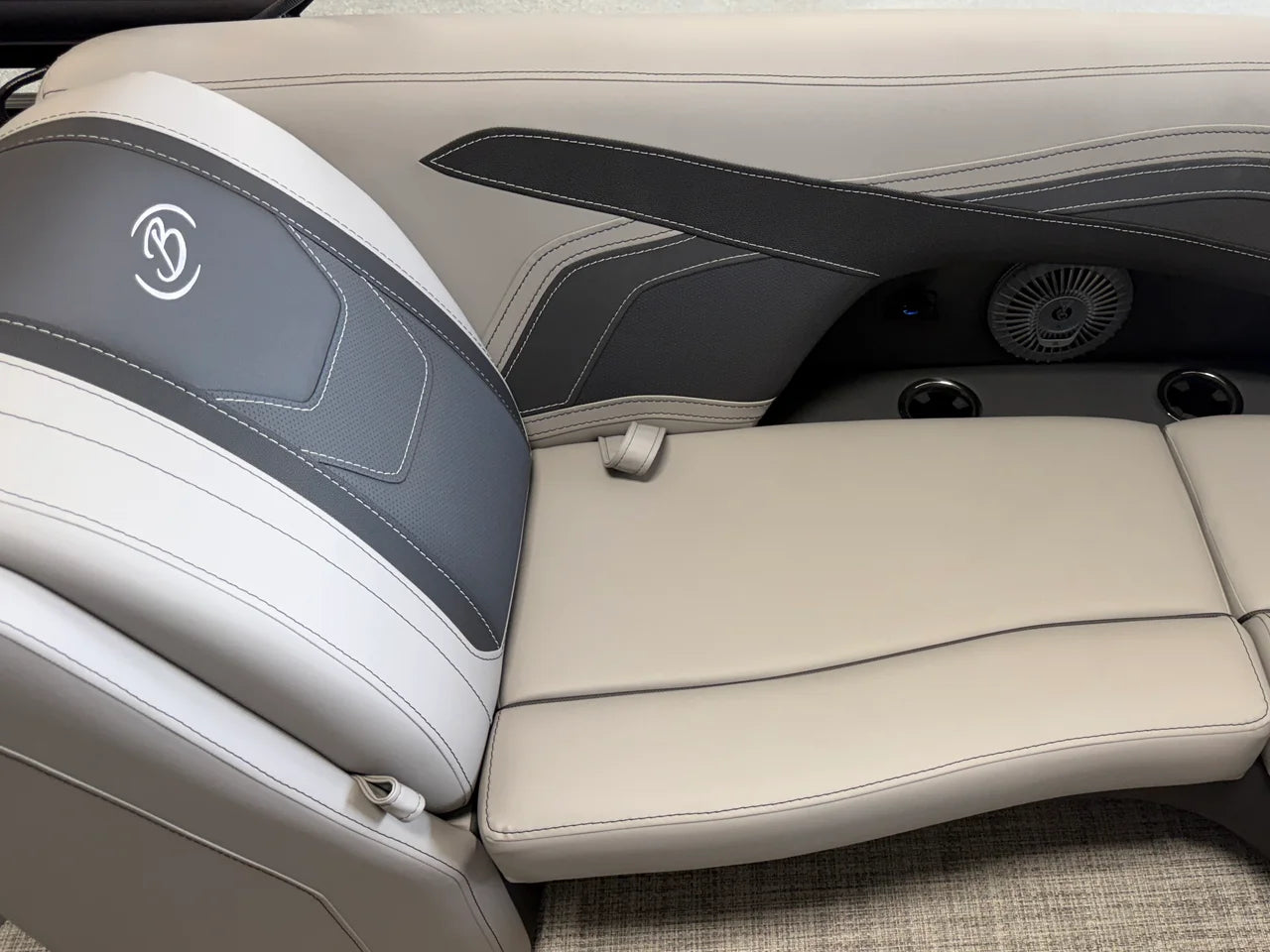 2027 Barletta CABRIO24QC 24.0 feet, Nisswa, Minnesota #64
