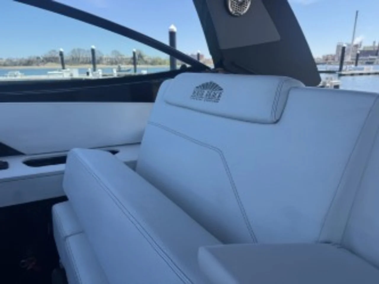 2022 Cruisers Yachts 38 GLS South Beach 38.0 feet, Quincy, MA #10
