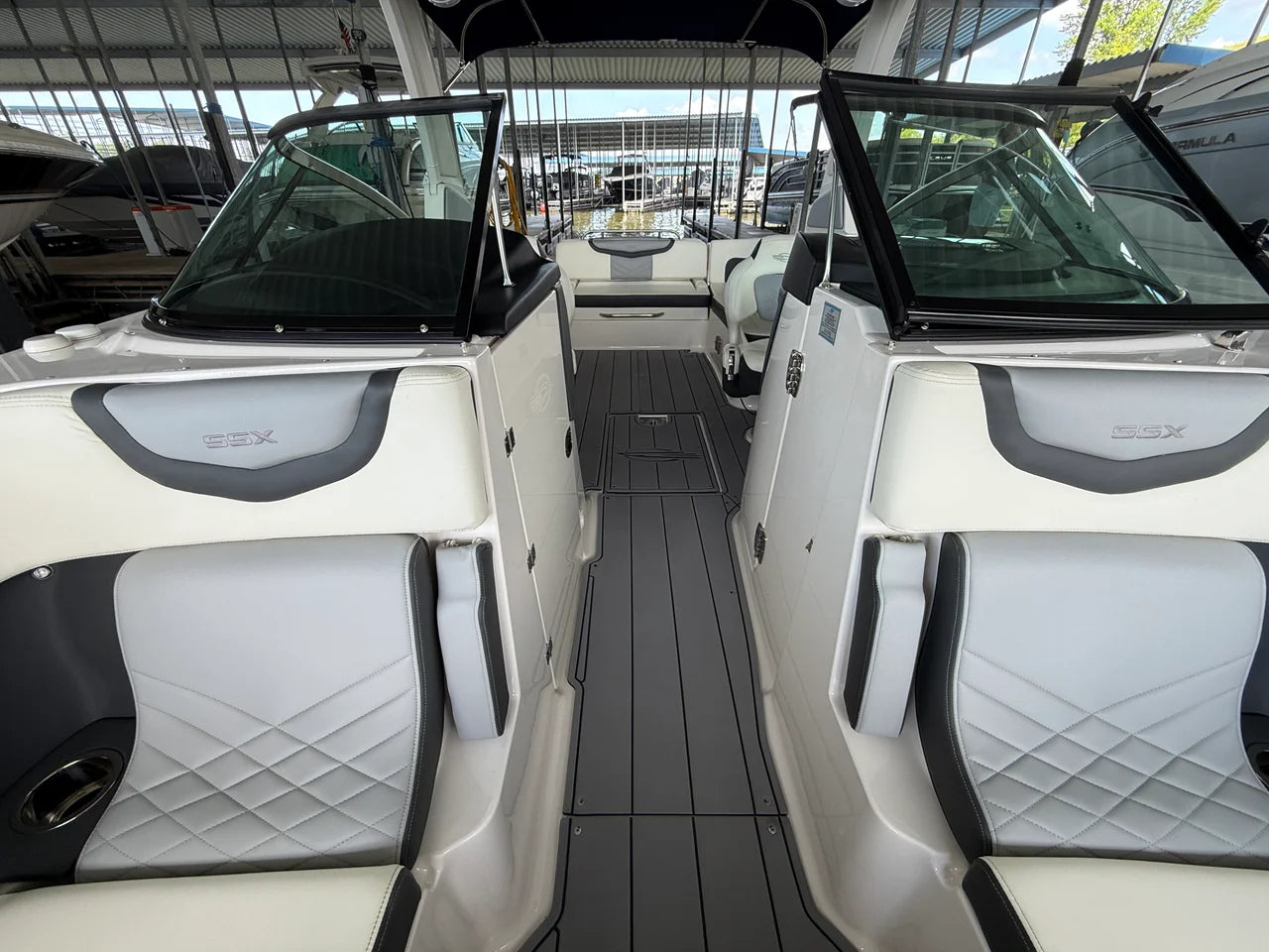 2023 Chaparral 287 SSX 28.0 feet, Lake Ozark, MO #34