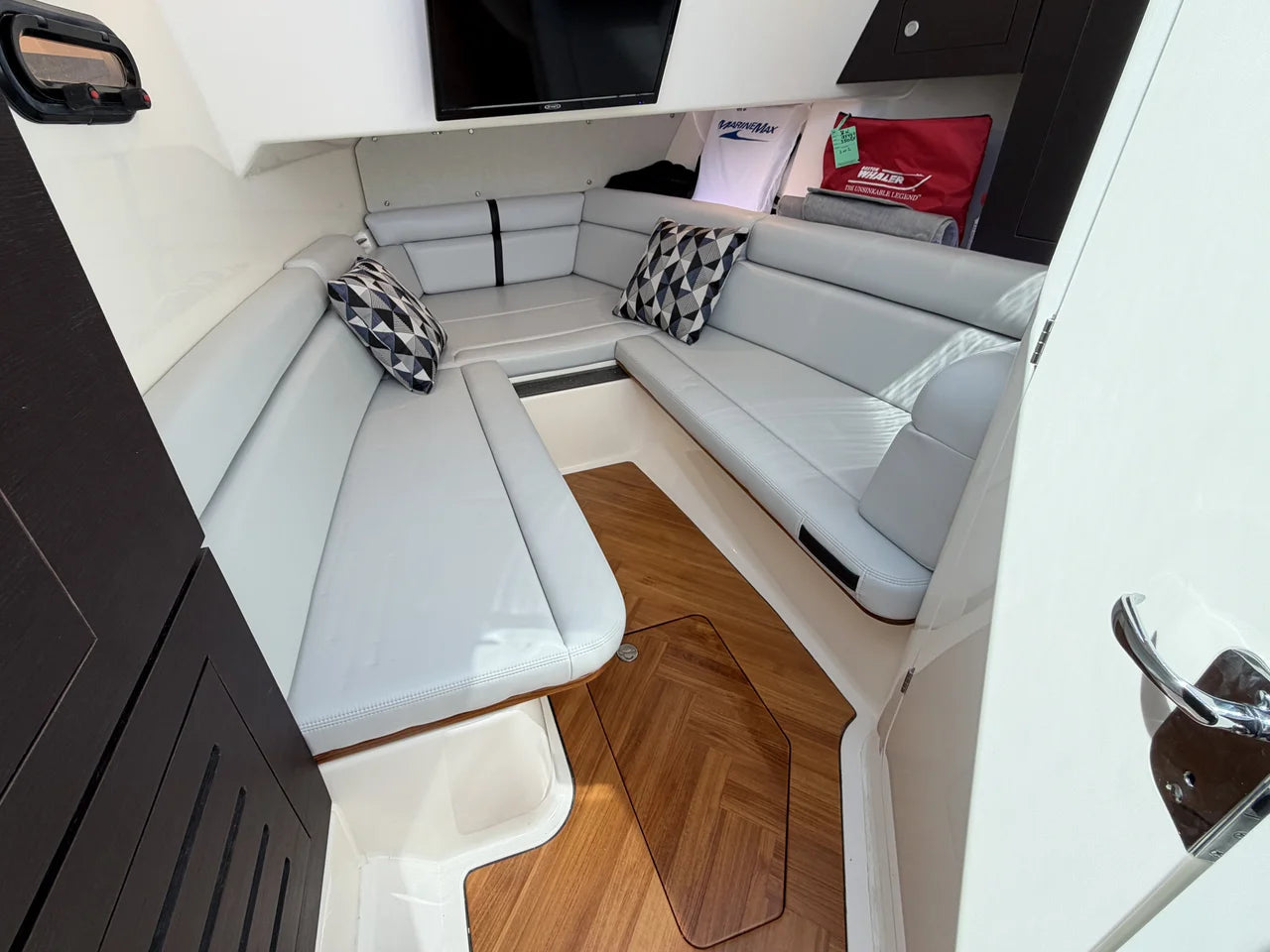2024 Boston Whaler 350 REALM 35.0 feet, Pompano Beach, Florida #79