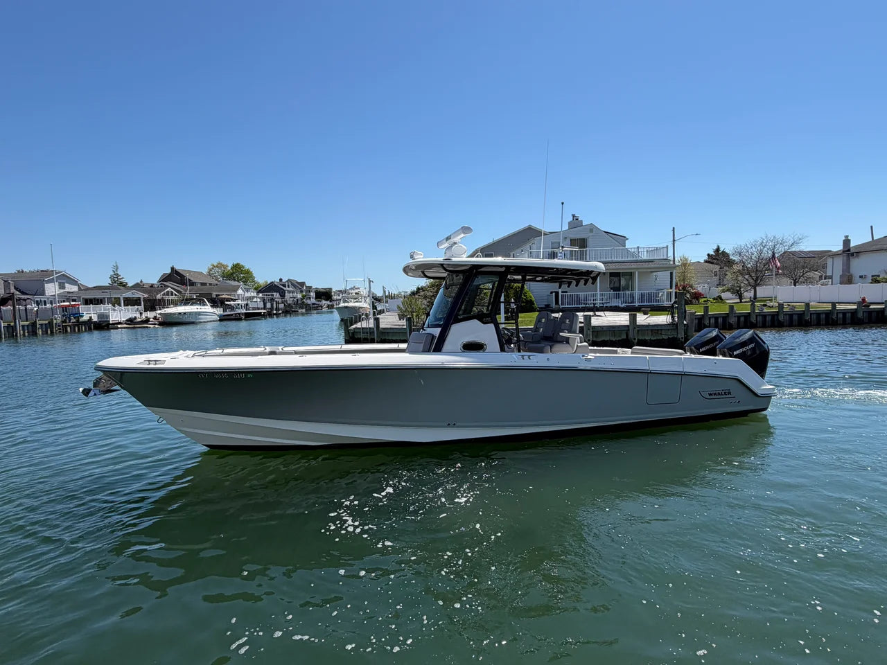 2024 Boston Whaler 330 OUTRAGE 33.0 feet, Huntington, NY #1