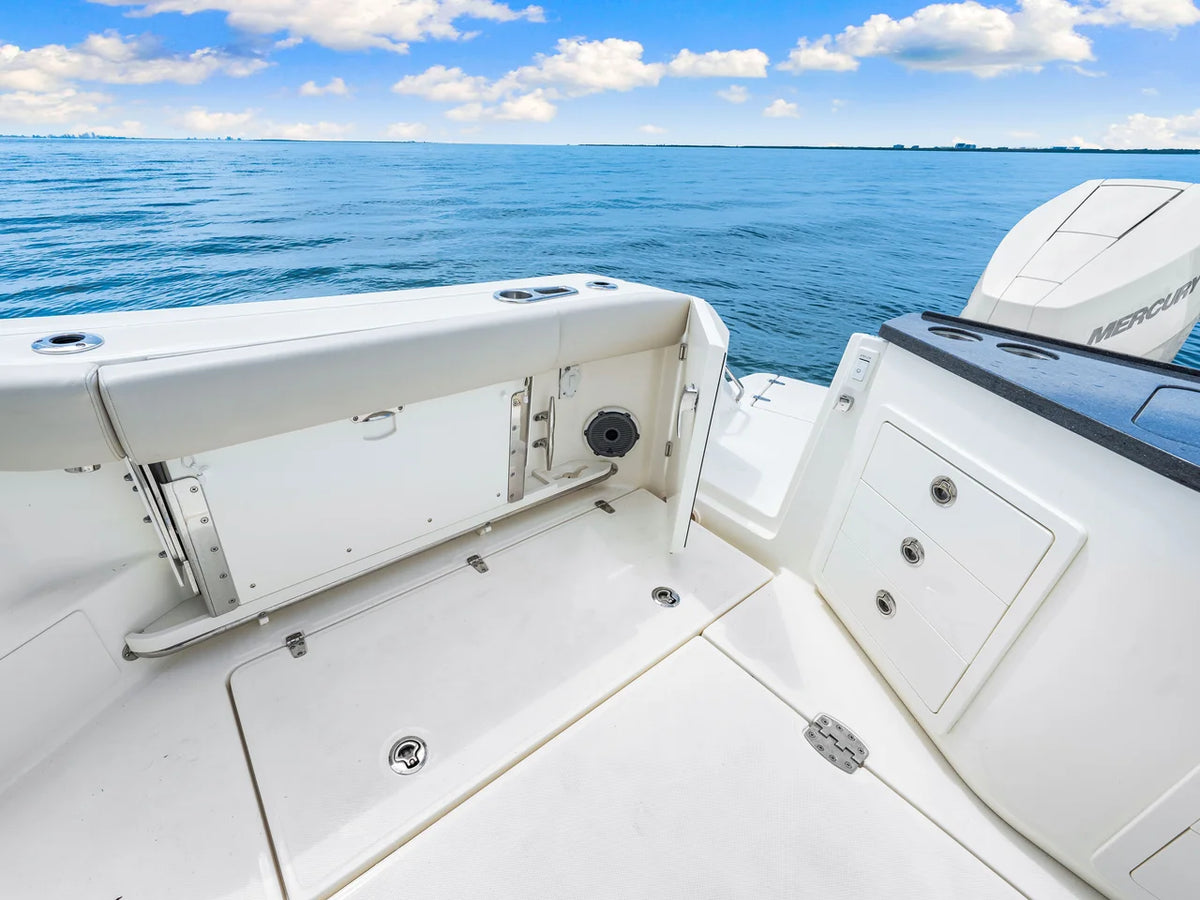 2026 Boston Whaler 405 Conquest 40.0 feet, Clearwater, Florida #53