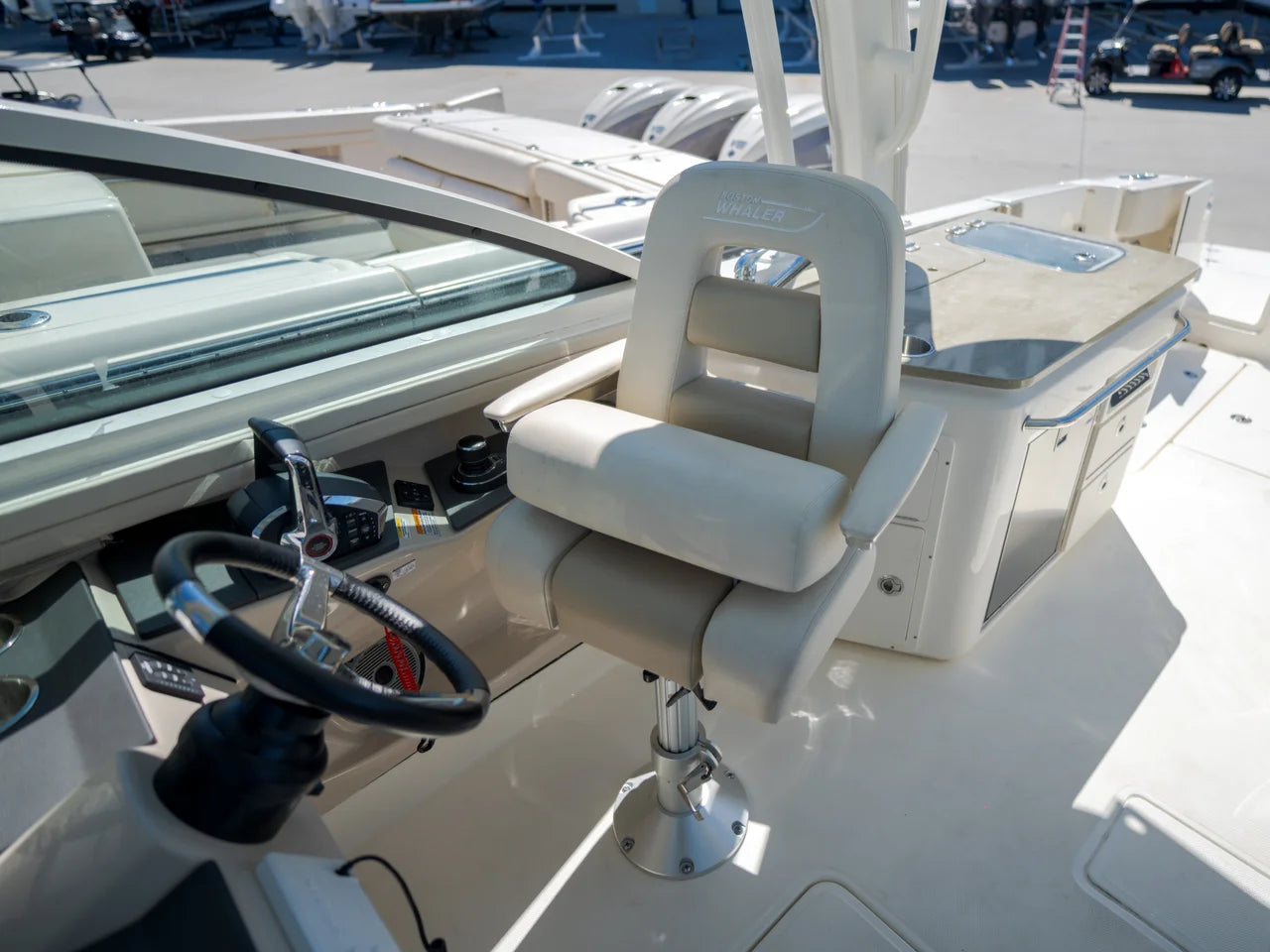 2025 Boston Whaler VANTAGE 320 33.0 feet, Panama City Beach, Florida #18
