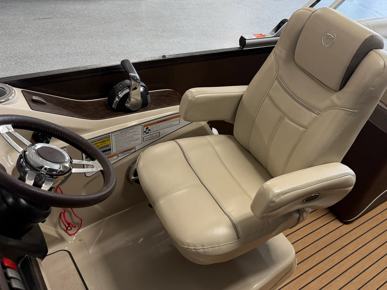 2016 Premier 235 SOLARIS 23.0 feet, Nisswa, Minnesota #45